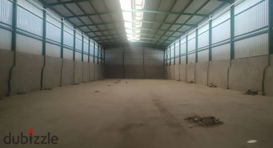 Hangar for rent, 1,200 m², licensed for industrial use. Inshas area.