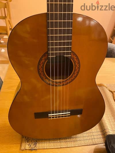 Guitar yamaha C40 with case