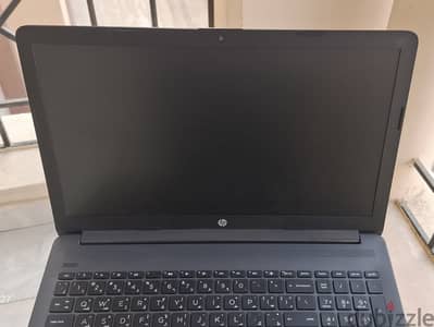 لاب توب HP 15  كسر زيرو بالكرتونه