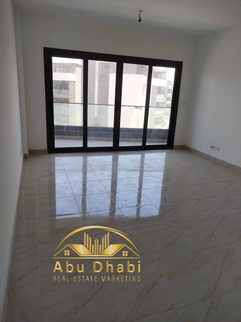 100m² apartment for rent in Madinaty B15 The newest and most modern phase of Madinaty Overlooking a main street 0