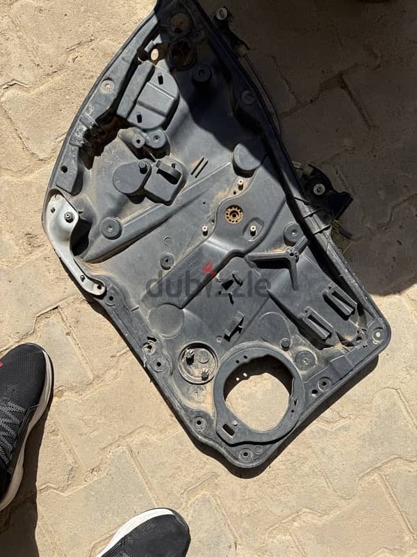 Mercedes cla door and parts 1