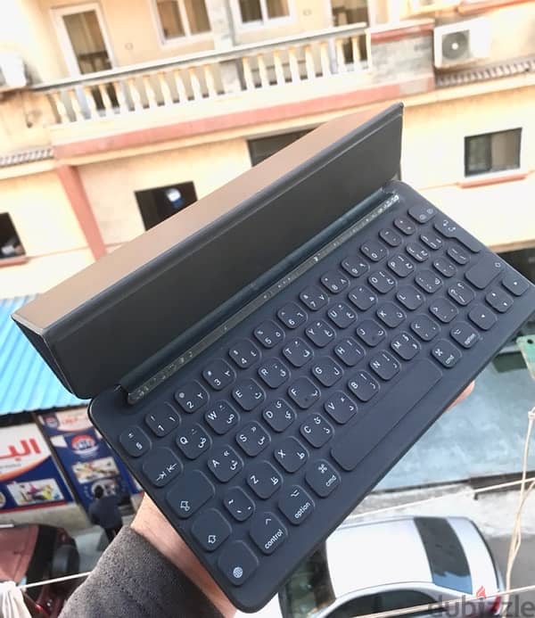 كيبورد iPad Smart Keyboard 10.5 للبيع – بحالة ممتازة 6