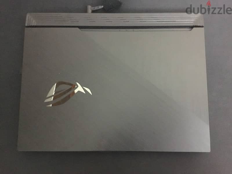 Asus laptop ( G512L ) 1