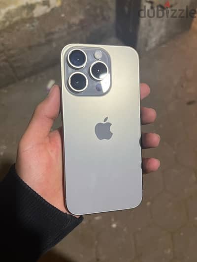 iphone 15 pro natural titanium