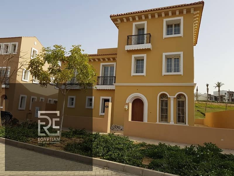 Townhouse Corner for sale in the Sixth Settlement 0