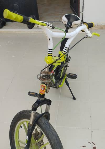 دراجه BMX MATRAX