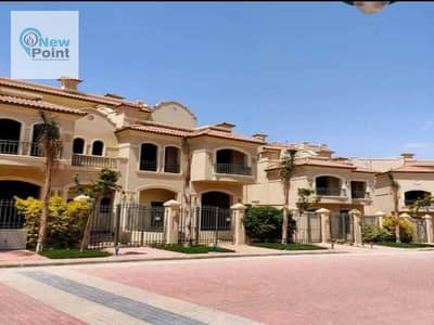 For sale, a corner townhouse, immediate delivery, 218 m, with La Vista, in Patio 5 East Compound, El Shorouk