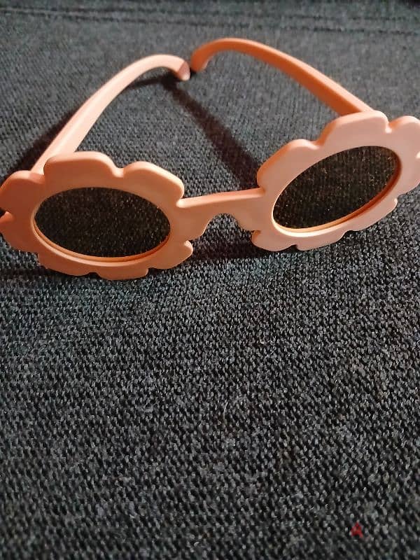 Baby sunglasses 2