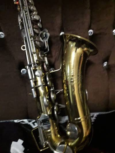 ساكسفون امريكى saxophone