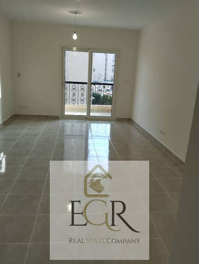 Apartment for sale in Rehab City, first residence, at a special price.