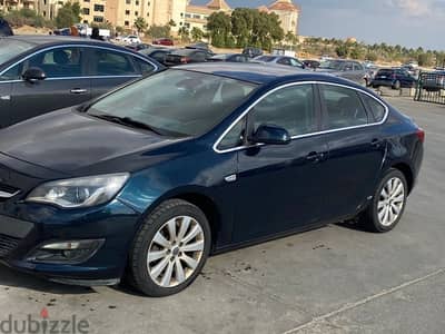 Opel Astra 2017 للبدل باعلي