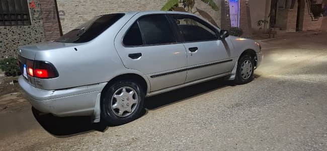 Nissan Sunny 1997