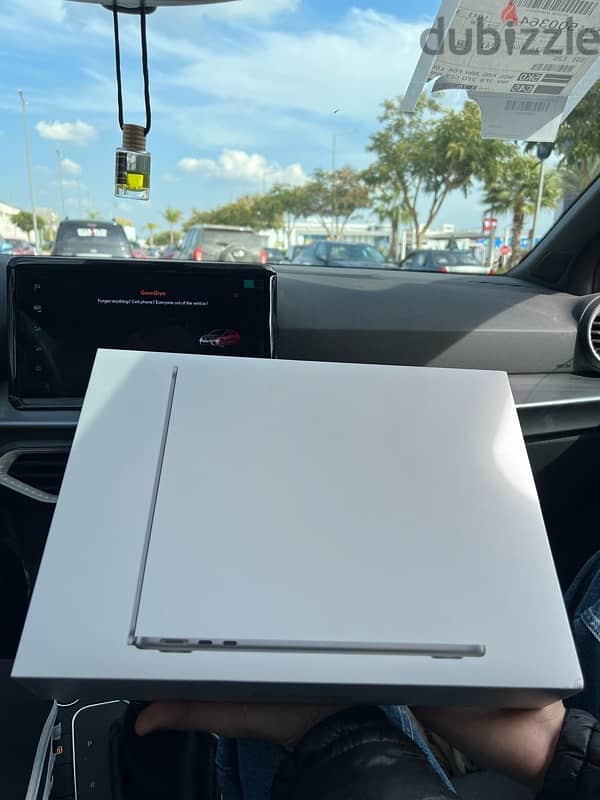 New MACBOOK AIR M2 2