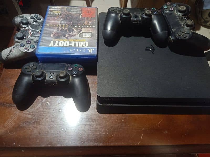 ps4 slim حاله جيده جدا 1