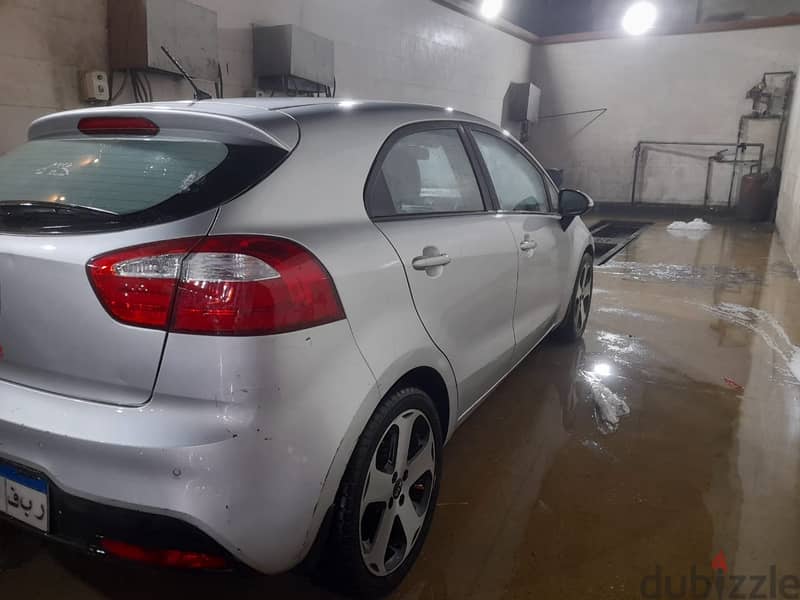 Kia Rio 2013 highline 0