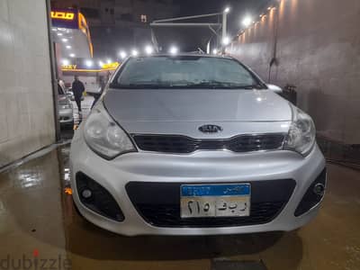 Kia Rio 2013 highline - كيا ريو