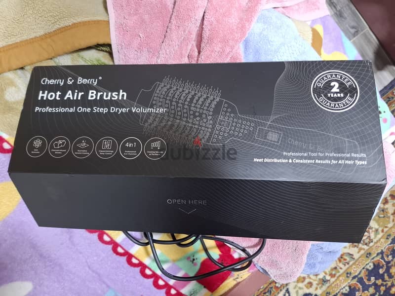 Cherry & berry Hot Air Brush فرشاة سيشوار للبيع 1