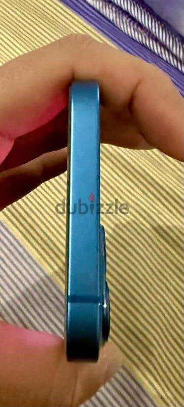 iphone 13 Blue 2