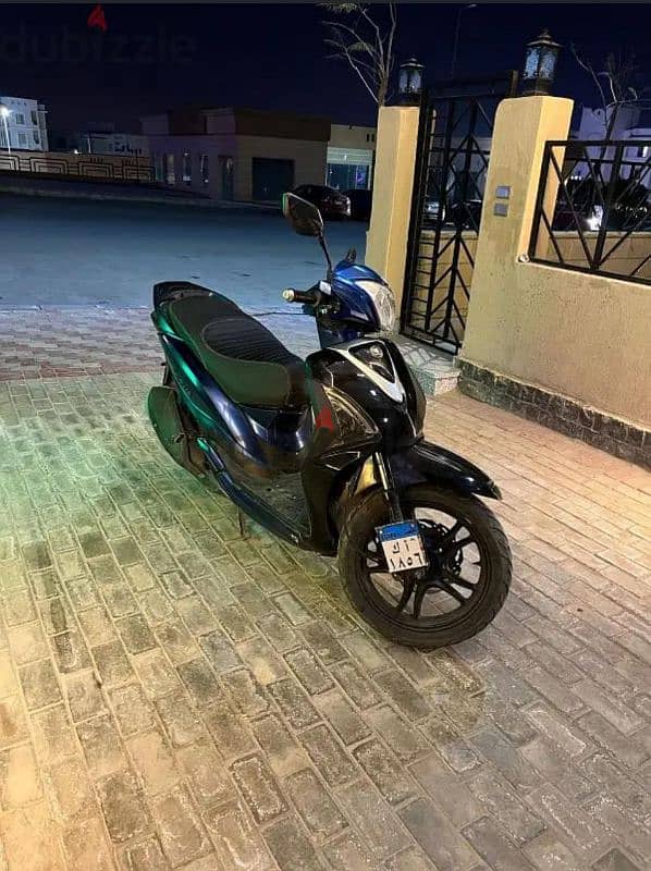 سكوتر فيجوري ST plus 200 0