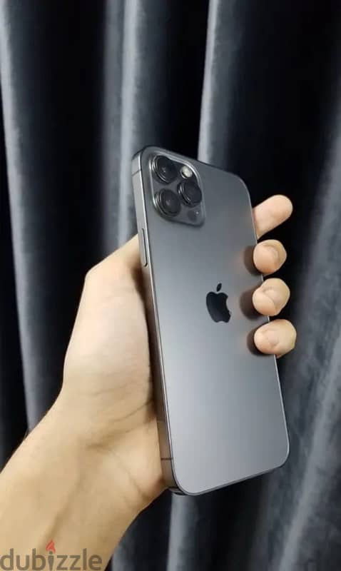 iphone 12 pro بطاريه ١٠٠ متغيره  مساحه ٥١٢ 0