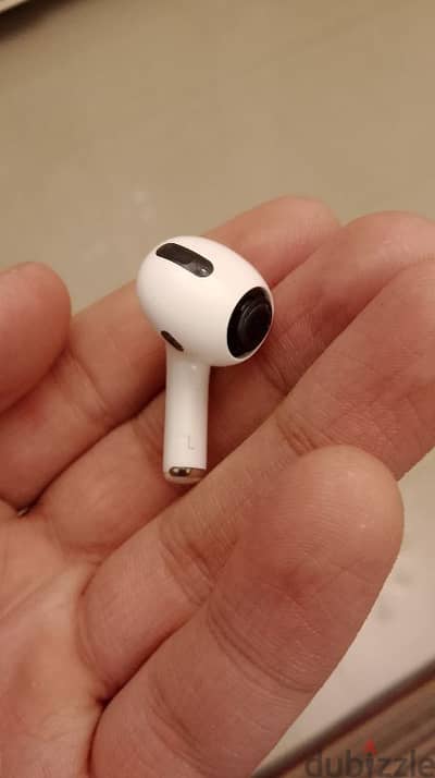 earbuds apple