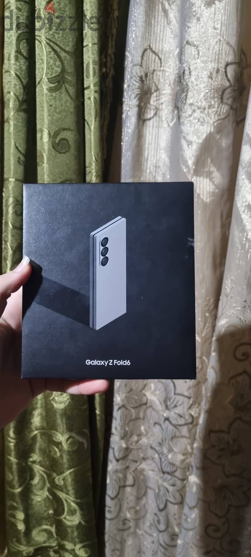 Galaxy fold 6 أميز لون بأكسسوراته 0