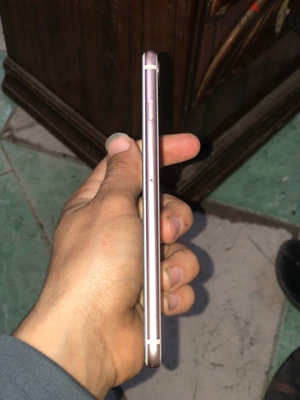 iPhone 8plus 256 7