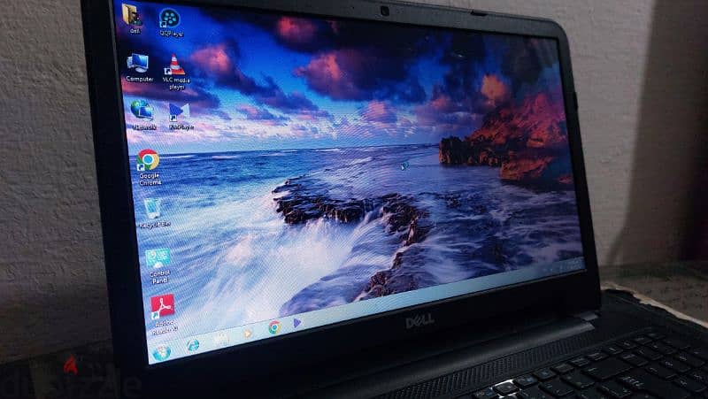 Dell laptop في حاله ممتازه ولا يوجد اي عيوب 3