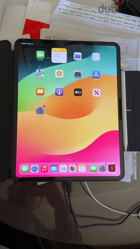 Apple iPad Pro 13 inch M4 256 GB Cellular Data Black 9