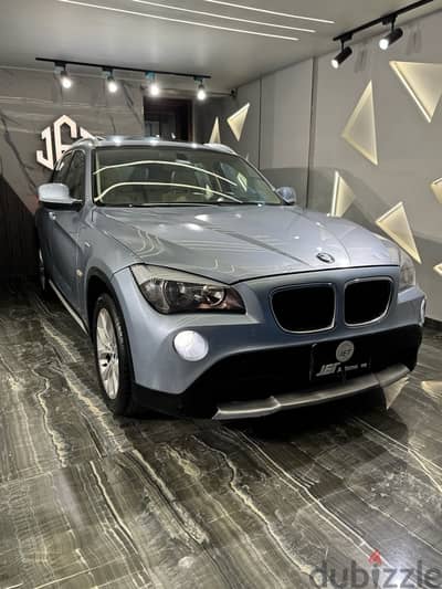 BMW X1 model 2012 panorama