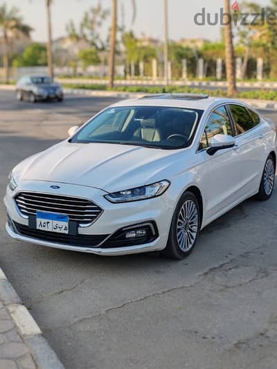 Ford Fusion 2022