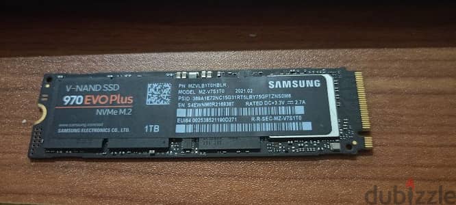 للبيع هارد 1 تيرا ssd Samsung evoplus 1TB