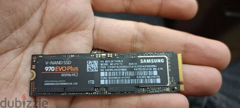 للبيع هارد 1 تيرا ssd Samsung evoplus 1TB 1