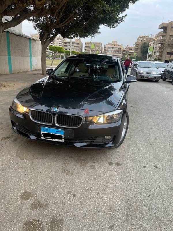 BMW 320 2015 فابريكه بالكامل من المالك 0