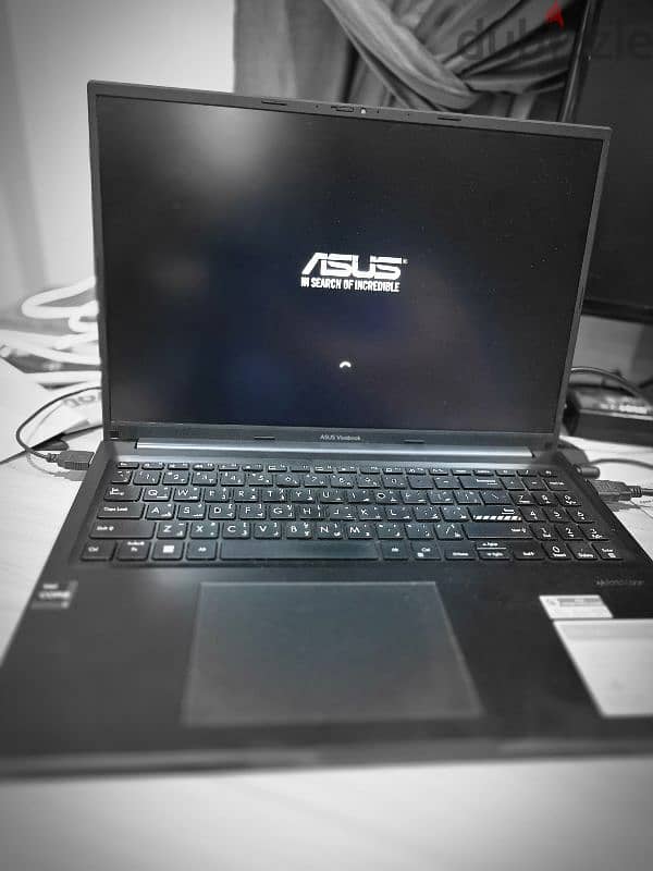 Asus vivobook 16 CI7-13700H 1