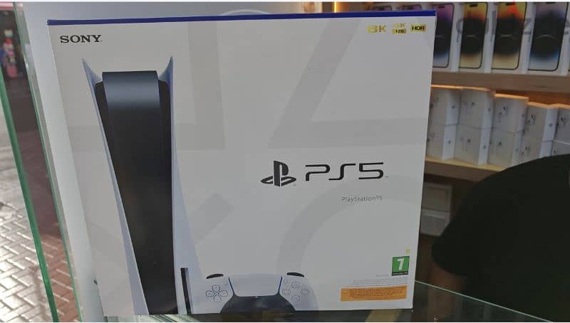 playstation 5  1 tera cd بلايستيشن ٥ 3
