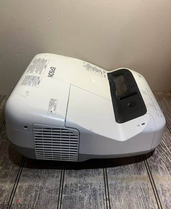 epson 595 wi interactive projector 2