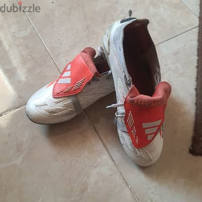 ستارز Adidas predator مقاس ٣٨