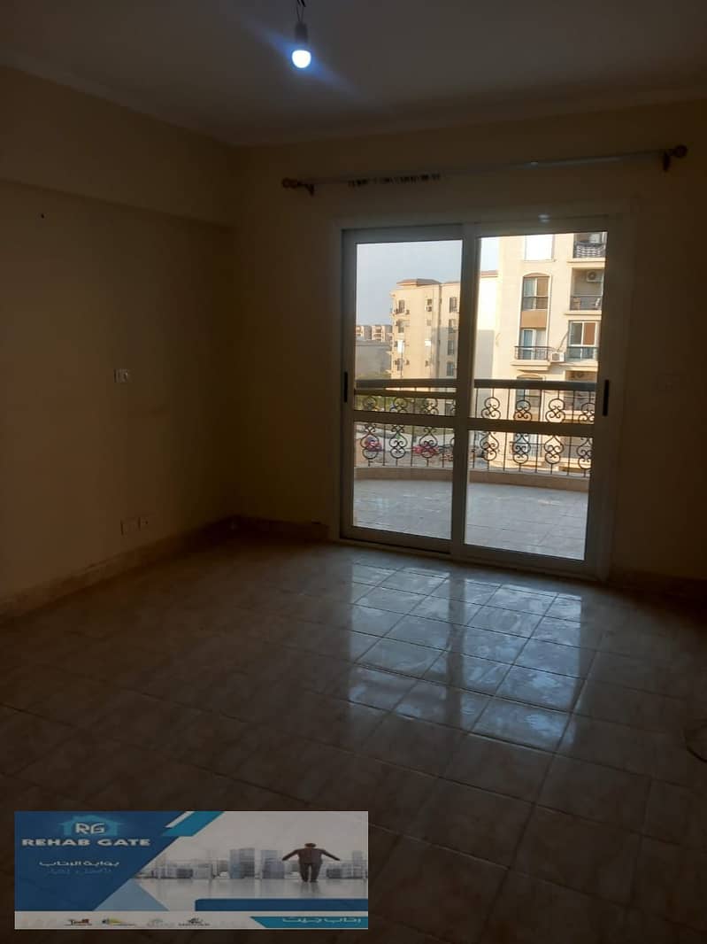 Apartment for rent in Rehab City, next to Avenue Mall 131 square meters, third floor, open view 0