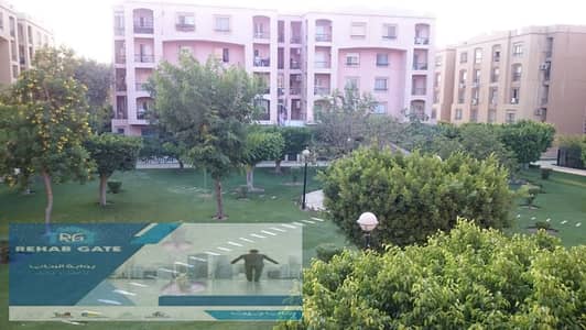 Apartment for sale in Rehab City, Phase 2, next to the old market and restaurant area, area 160 square meters First residence, special finishing