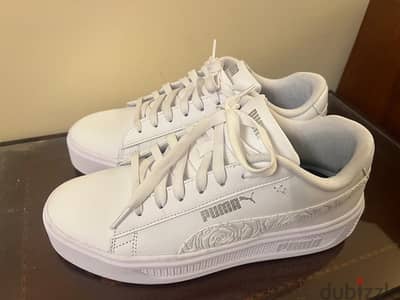 Puma Women Shoe Size 40