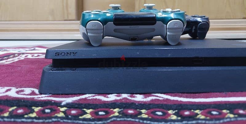 ps4 slim بلايستشن فور 0