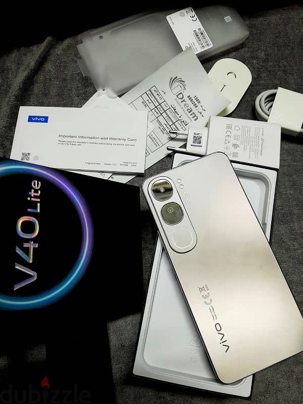 vivo v40 light 2