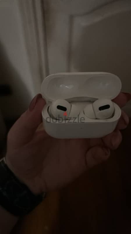 AirPods Pro Gen 2 (Megasafe case) Type C 1