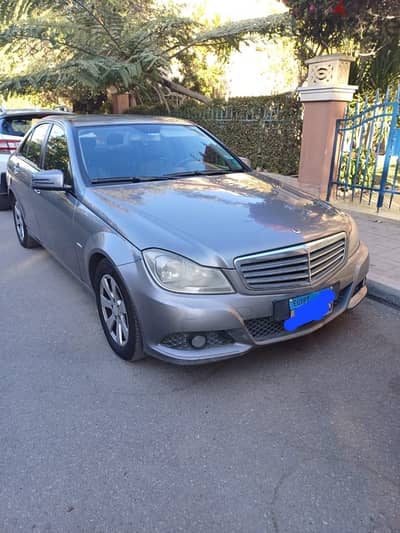 Mercedes-Benz C180 2012