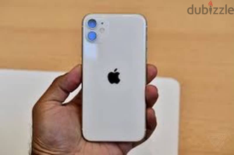 White iPhone 11ا 1