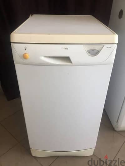 zanussi dishwasher great condition