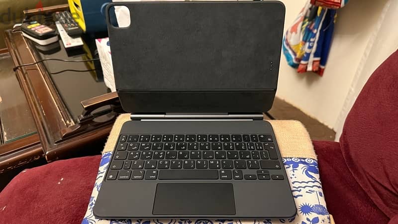 Apple Magic Keyboard iPad 11 (M4) 4