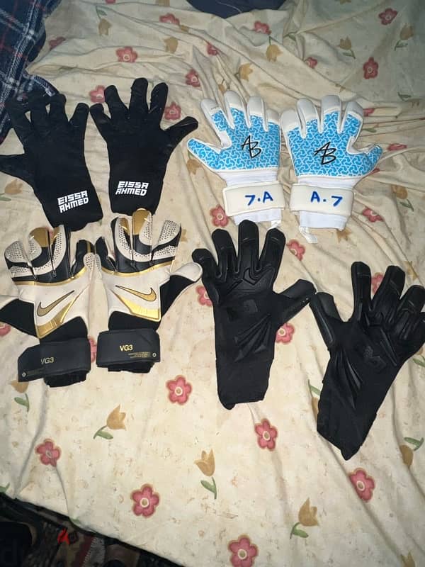 Goalkeeper gloves. 2