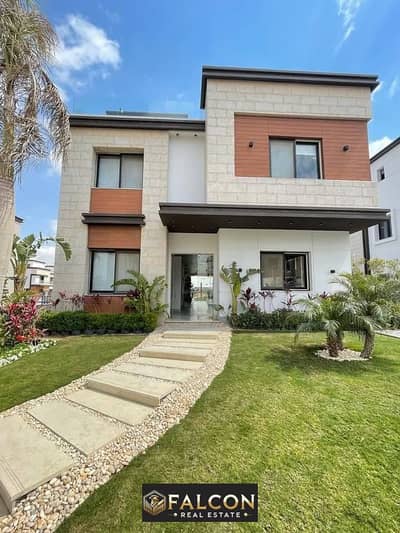 Villa Twin House Corner 245m For Sale With Cash Discount 38% In New Cairo In Front Of Hyde Park Direct On 90St Next To Hyde Park Or DP 5%